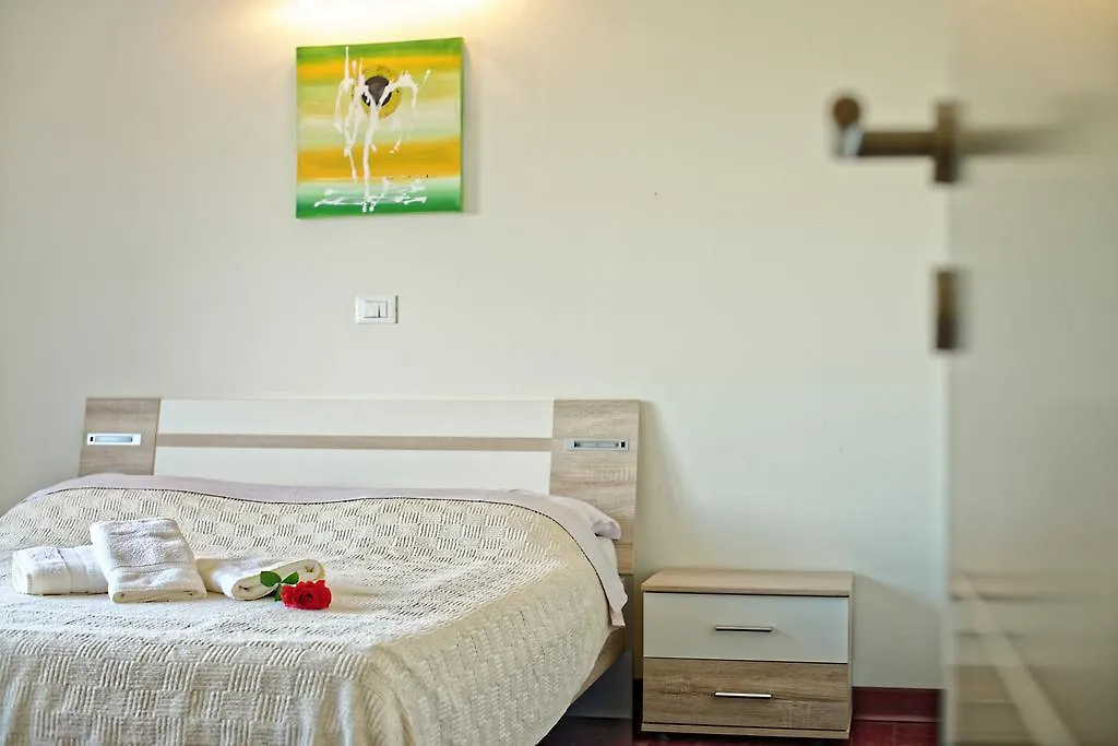 Apartments Leila Umag 0*,  Croatia