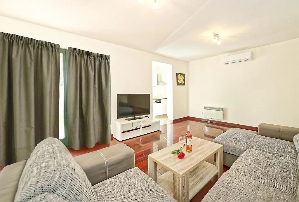 Apartments Leila Umag