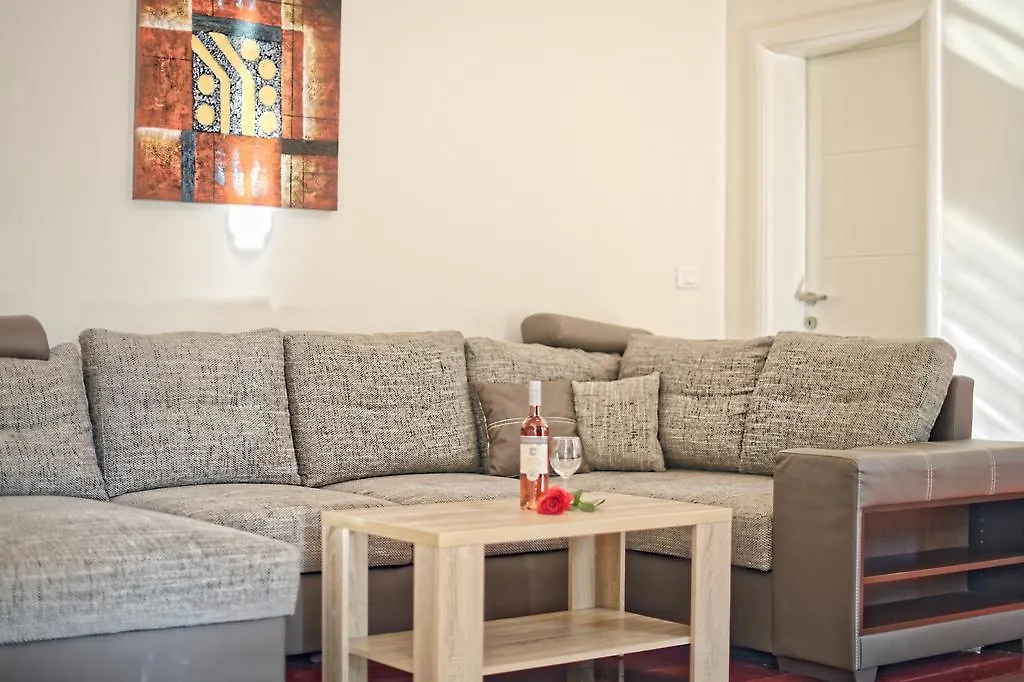 Apartments Leila Umag